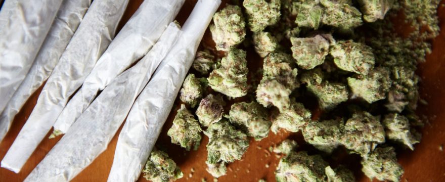 10 modi per fumare la cannabis