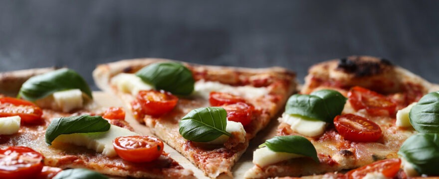 pizza con olio di cannabis